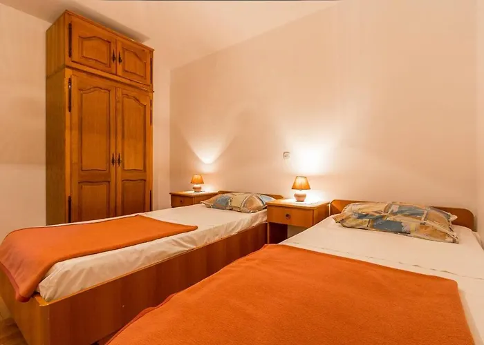 Laura Апартаменты *