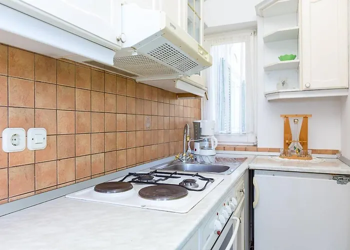 Апартаменты Laura Пула