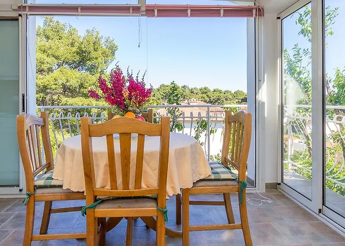 Διαμέρισμα Laura Πούλα