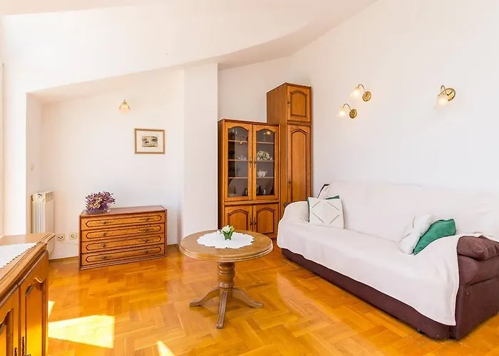 Διαμέρισμα Laura