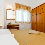 Laura Apartmán