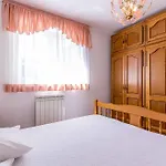 Laura Apartmán